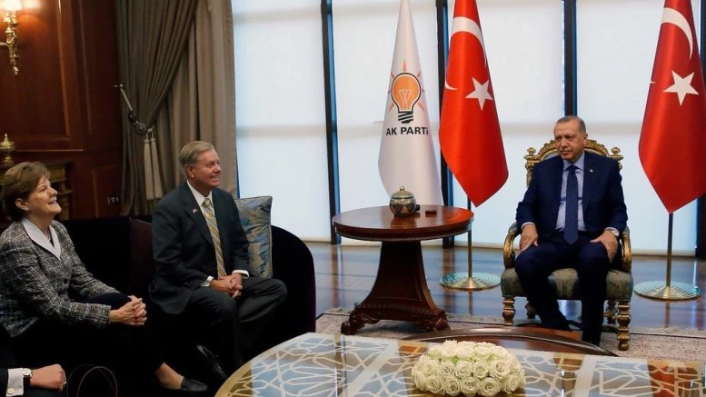 Ρήγμα στις σχέσεις ΗΠΑ-Τουρκίας: Απέναντι σε υπερδύναμη ο «Σουλτάνος» – Πάστορας Μπράνσον, F-35 και S-400 πίσω από «κλειστές πόρτες»